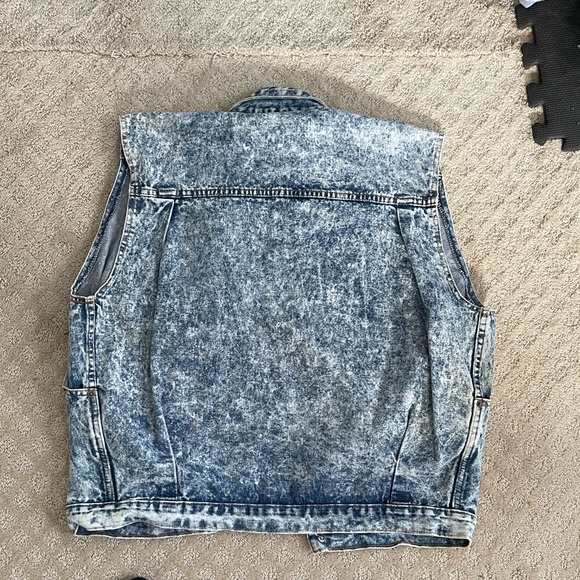 Baldassini Sleeveless Jean Jacket - Picture 2 of 3